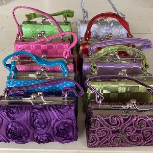 Set of 10 cute handbag party favors